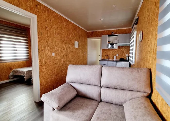 Üdülőpark Family Surf - *